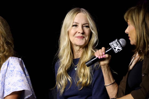 September 25, 2026, Salt Lake City, Utah, USA: Voice actress LINDA LARKIN speaks at the 2026 FanX Salt Lake City at the Salt Palace Convention Center. Salt Lake City USA  - ZUMAg247 20260925_znp_g247_067 Copyright: xGagexSkidmorex