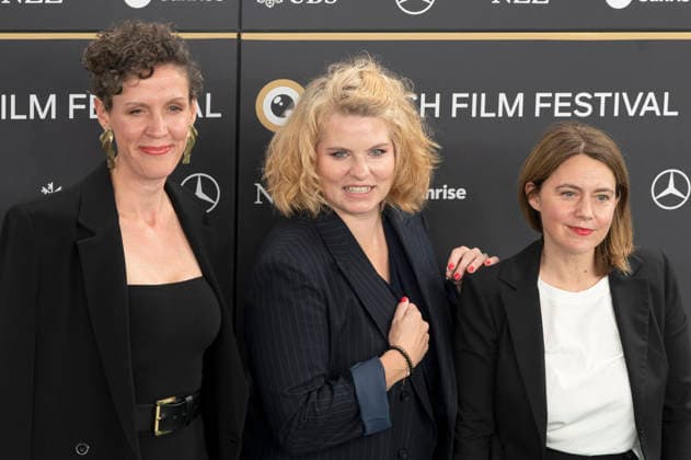 Anne Marie Engtoft Meldgaard, Reta Guetg und Susanne Kovacs bei der Premiere des Dokumentarfilms Techplomacy auf dem 22. Zurich Film Festival im Corso. Zürich, 25.09.2026
