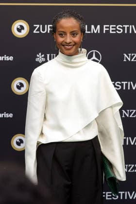 22. Zurich Film Festival 2026 Sara Nuru (Model) auf dem grünen Teppich. Opening Night des 22. Zurich Film Festivals am 24.09.2026 im Kongresshaus Zürich. Kanton Zürich, Schweiz.