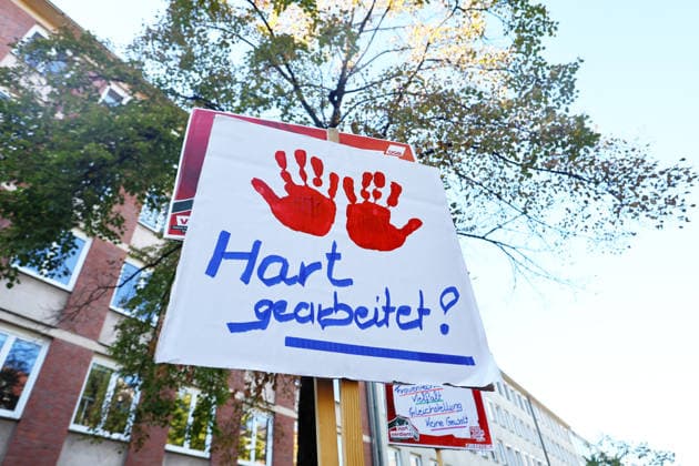 Politics, Demonstration against the labor reform in Germany Demonstration against the labor reform in Nuremberg , Bayern , Germany . September 26th, 2026 Photo by Davide Elias Copyright: xDavidexEliasx