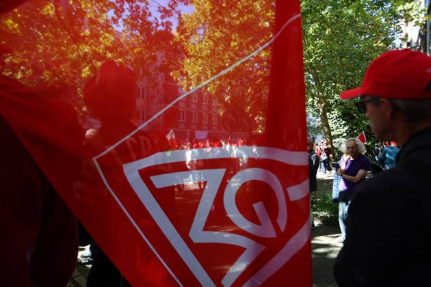 September 26, 2026, Nuremberg, Bayern, Germany: Demonstration against the labor reform in Nuremberg , Bayern , Germany . September 26th, 2026 Nuremberg Germany  - ZUMAe140 20260926_zip_e140_029 Copyright: xDavidexEliasx