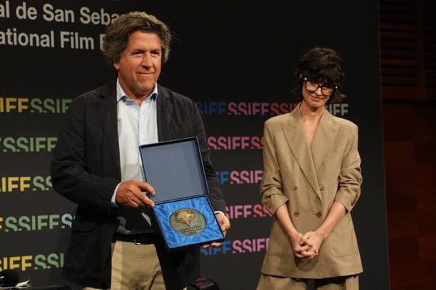 Paz Vega presents the Feroz Zinemaldia award to the film El Debut at the San Sebastian Film Festival, Saturday, September 26, 2026 Cordon Press 