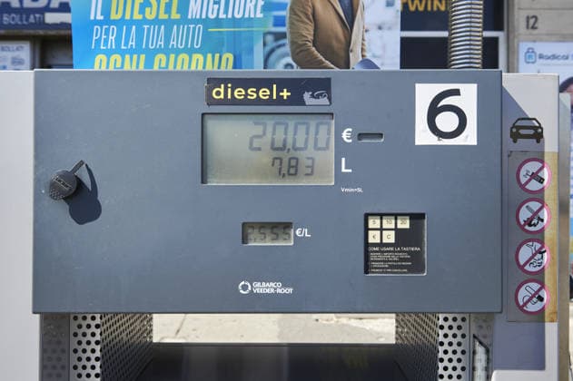 Protest over high gas prices and auto liability insurance in Italy NAPLES, ITALY - SEPTEMBER 26: This picture shows a petrol station price sign during a protest calling for more fairness in the auto liability insurance sector and concrete measures to address high gas prices in Naples, Italy, on September 26, 2026. In recent days, the national average price at the pump had reached 2.155 euros per litre for gasoline and 2.335 euros for diesel. On the highway network, prices had risen to 2.245 and 2.414 euros per litre, respectively, according to data from the Mimit Fuel Price Observatory. Eliano Imperato Anadolu Naples Italy. Editorial use only. Please get in touch for any other usage.  Copyright: x2026xAnadoluxElianoxImperatox