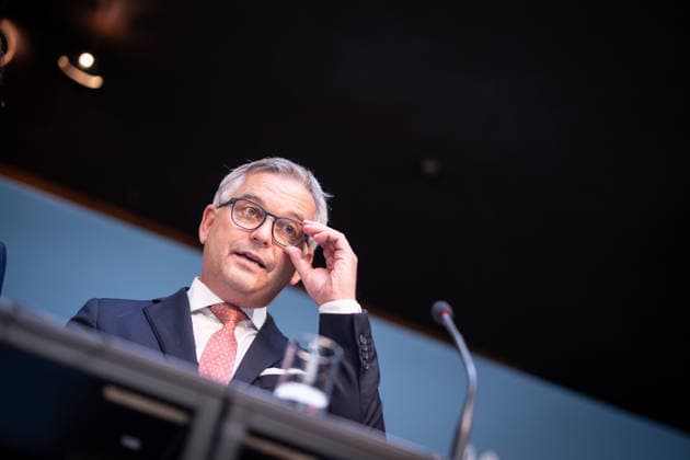 Magnus Brunner, EU-Kommissar für Inneres und Migration, ÖVP, früherer Bundesminister der Finanzen in Österreich;2. Munich Migration Meeting Treffen der Europäischen Minister zur Umsetzung der Migrationswende, München Bayern Deutschland Hotel Bayerischer Hof
