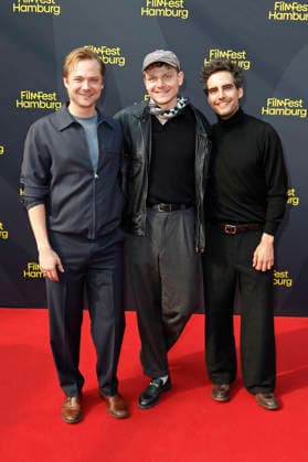 Sven Schelker, Johannes Hegemann und Pascal Houdus bei der Premiere des ARD-Krimis Tatort - Unter Freunden auf dem 34. Filmfest Hamburg 2026 im Cinemaxx Dammtor. Hamburg, 26.09.2026