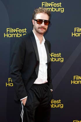 Fridolin Sandmeyer bei der Premiere der ZDFneo-Serie Nine to Five - Das Amt auf dem 34. Filmfest Hamburg 2026 im Cinemaxx Dammtor. Hamburg, 26.09.2026