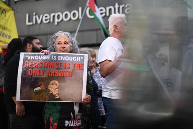 Pro-Palestinian protesters rally in Liverpool LIVERPOOL, UNITED KINGDOM - SEPTEMBER 26: Pro-Palestinian protesters gather at St George’s Plateau, calling on the British government to stop arms sales to Israel and impose sanctions, in Liverpool, United Kingdom, on September 26, 2026. The protesters march toward the area where the Labour Party s annual conference is scheduled to take place. Rasid Necati Aslim Anadolu Liverpool United Kingdom. Editorial use only. Please get in touch for any other usage.  Copyright: x2026xAnadoluxRasidxNecatixAslimx