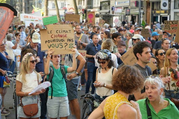 Climate and social justice march held in Lyon LYON, FRANCE - SEPTEMBER 26: Thousands of people take part in a march for climate, peace and social justice in Lyon, France, on September 26, 2026. The family-friendly procession sets off from Place Jean-Mace toward the banks of the Rhone. Organizers say nearly 10,000 people join the march, while the prefecture puts the figure at 5,000. Mathieu Prudhomme Anadolu Lyon France. Editorial use only. Please get in touch for any other usage.  Copyright: x2026xAnadoluxMathieuxPrudhommex