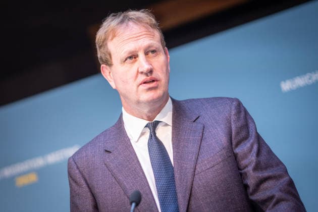 Jim O™Callaghan, Innenminister der Republik Irland und EU-Ratspräsidentschaft;2. Munich Migration Meeting Treffen der Europäischen Minister zur Umsetzung der Migrationswende, München Bayern Deutschland Hotel Bayerischer Hof