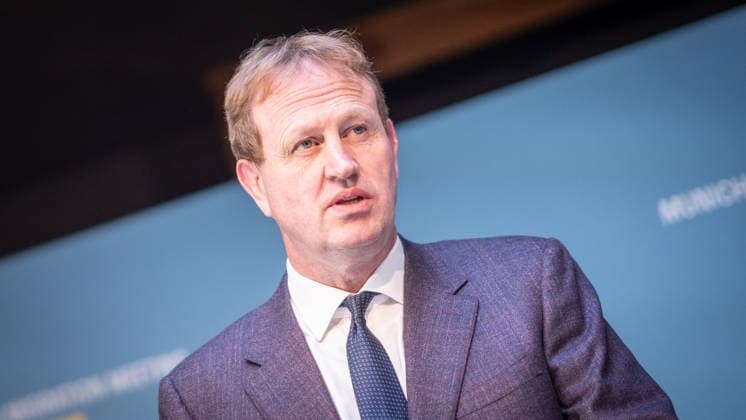 Jim O™Callaghan, Innenminister der Republik Irland und EU-Ratspräsidentschaft;2. Munich Migration Meeting Treffen der Europäischen Minister zur Umsetzung der Migrationswende, München Bayern Deutschland Hotel Bayerischer Hof