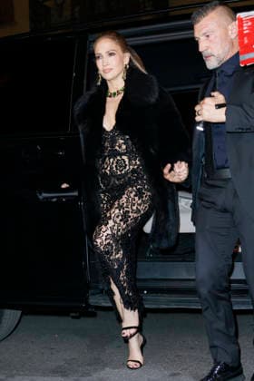 MFW Spring Summer 2027 Dolce & Gabbana dinner arrival MP MILAN, ITALY - SEPTEMBER 26: Jennifer Lopez arrives to Dolce and Gabbana after party during the Milan Fashion Week - Womenswear Spring Summer 2027 on September 24, 2026 in Milan, Italy. Photo by Marco Piovanotto Abacapress.com Milan Italy  Copyright: xPiovanottoxMarco ABACAx