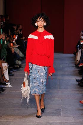 IPA89012809 - Milan, Milan Women™s Fashion Week Spring Summer 2027 - Women™s Fashion, Spring Summer 2027 - Marco Rambaldi™s fashion show - pictured on the runway: Model  Copyright: xCinziaxCamelax xx IPA89012809