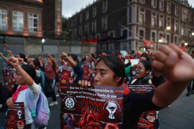 Mexico marks 12 years since disappearance of 43 Ayotzinapa students MEXICO CITY, MEXICO - SEPTEMBER 26: Students take part in a rally to mark 12 years since the disappearance of 43 students from Ayotzinapa, Guerrero state, in Mexico City, Mexico on September 26, 2026. Thousands of people took part in a rally marking 12 years since the disappearance of 43 students from Ayotzinapa, Guerrero state, as the government is set to present an updated report on the investigation on Monday. Daniel Cardenas Anadolu Mexico city Mexico. Editorial use only. Please get in touch for any other usage.  Copyright: x2026xAnadoluxDanielxCardenasx