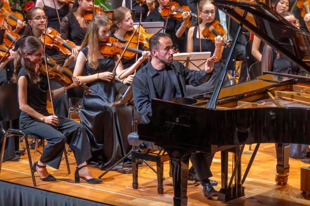 26.09.2026, Internationales Klassikfestival: Festival der Nationen 2026, im Kurhaus Bad Wörishofen (Unterallgäu), Pianist Igor Levit spielt mit dem vbw-Festivalorchester, unter der Leitung von Dirigent Christoph Adt, 26.09.2026, Klassikfestival Bad Wörishofen 26.09.2026, Klassikfestival Bad Wörishofen