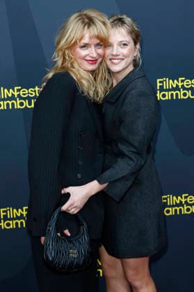 Leonie Krippendorff und Jella Haase bei der Premiere des Kinofilms Kinder der Sonne Children of the Sun auf dem 34. Filmfest Hamburg 2026 im Cinemaxx Dammtor. Hamburg, 26.09.2026