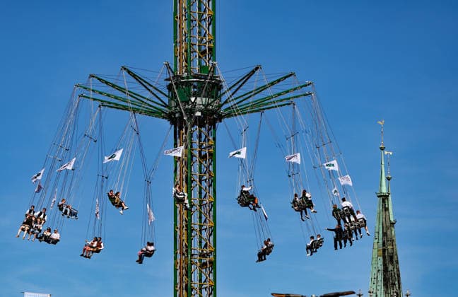 Germany world s largest beer festival Oktoberfest Riders on a ride are seen during the world s largest beer festival Oktoberfest in Munich, Germany, September 27th , 2026 . Photo by Davide Elias Copyright: xDavidexEliasx