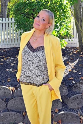 ZDF - Fernsehgarten. Schauspielerin Janine Kunze während der ZDF - Unterhaltungsshow Fernsehgarten am 27.09.2026 in Mainz. 20260927MWI151254