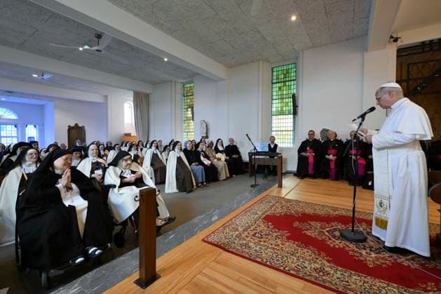 POPE LEO XIV MEETS CONTEMPLATIVE NUNS AT THE CARMEL OF LOURDES France, Lourdes, Vatican, 2026 9 27 Private meeting of Pope Leo XIV with contemplative nuns at the Carmel Monastery of Lourdes. EDITORIAL USE ONLY - NO BOOKS Copyright: xVATICANxMEDIA xCatholicxPressxPhotox