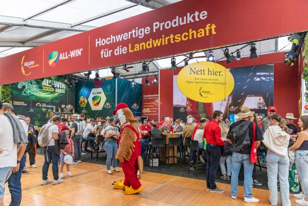 Eröffnung des Landwirtschaftliches Hauptfest in Bad Cannstatt. Süddeutschlands größte Fachmesse für Land-, Forst- und Ernährungswirtschaft zeigt in Messehallen und Tierzelten landwirtschaftliche Maschinen und verschiedene Nutztiere in der modernen Tierhaltung. 27.09.2026, Stuttgart, Baden-Württemberg, Deutschland