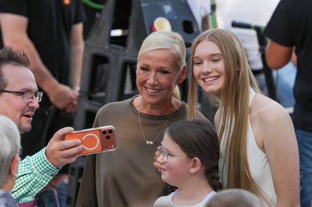 ZDF-Fernsehgarten 2026. Andrea Kiwi Kiewel im ZDF Fernsehgarten mit dem Motto Saison Finale am 27.09.2026 in Mainz. Mainz ZDF Fernsehgarten Rheinland-Pfalz