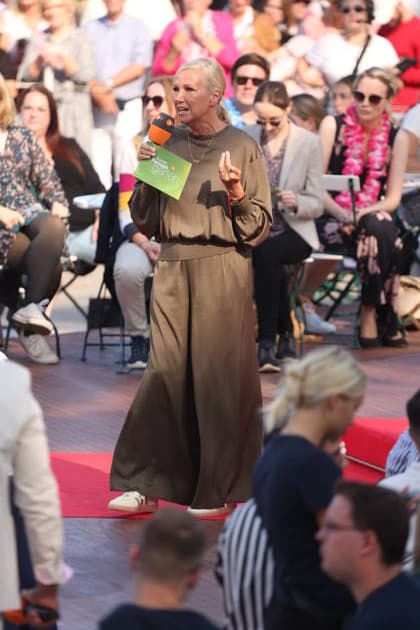Andrea Kiewel in der TV Show ZDF-Fernsehgarten - Finalparty˜ auf dem Mainzer Lerchenberg. Mainz, 27.09.2026 Copyright: xAgenturxMatthiasxWehnertx xM.xGränzdörferx