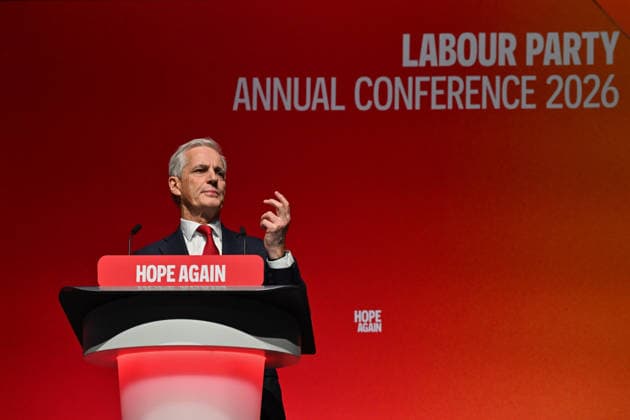 September 27, 2026, Liverpool, England, United Kingdom: Prime Minister of Norway JONAS GAHR SToËœRE gives a speech on the first day of the Labour Party Conference. Liverpool United Kingdom  - ZUMAs371 20260927_zip_s371_013 Copyright: xWiktorxSzymanowiczx