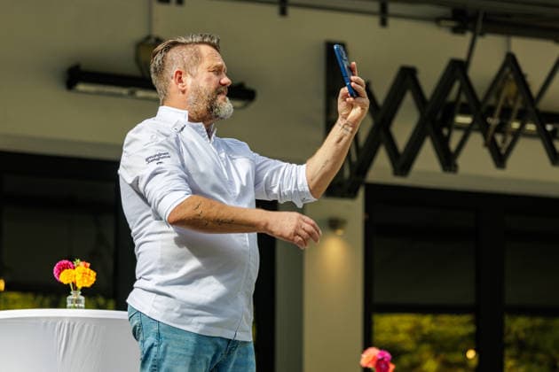 27.09.2026. Düsseldorf. Mike Süsser im Lido Malkasten am Rande einer Veranstaltung der Chefs in Town. Düsseldorf Lido im Malkasten, Jacobistraße Nordrhein-Westfalen Deutschland