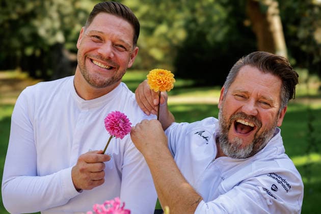 27.09.2026. Düsseldorf. (l-r) Robin Pietsch und Mike Süsser im Lido Malkasten am Rande einer Veranstaltung der Chefs in Town. Düsseldorf Lido im Malkasten, Jacobistraße Nordrhein-Westfalen Deutschland