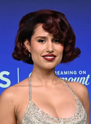 2026 MTV Video Music Awards Raye arriving at the 2026 MTV Video Music Awards held at the Peacock Theater on September 27, 2026 in Los Angeles, California. Los Angeles Peacock Theater California USA Copyright: xTammiexArroyo AFF-USA.comx