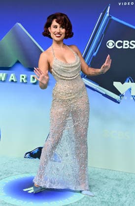2026 MTV Video Music Awards Raye arriving at the 2026 MTV Video Music Awards held at the Peacock Theater on September 27, 2026 in Los Angeles, California. Los Angeles Peacock Theater California USA Copyright: xTammiexArroyo AFF-USA.comx