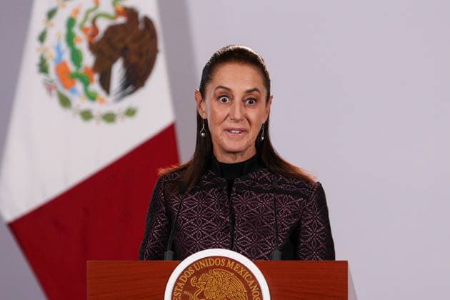October 5, 2026: TO-45353- Ciudad de M& xe9;xico. 2026-10 -05. Claudia Sheinbaum Pardo, President of Mexico, during the daily morning press conference in the Treasury Room of the National Palace in Mexico City. Alejandro God& xcd;nez Clasos.com.mx - ZUMAcs4_ 20261005_faa_cs4_043 Copyright: xAlejandroxGod& Xed;Nezx