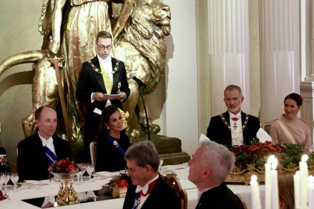 The King and Queen attend a state dinner hosted by the President of the Republic of Finland. The King and Queen, King Felipe and Queen Letizia, alongside the President of Finland, Cai Göran Alexander Stubb, and the First Lady, Suzanne Innes Stubb, during the gala dinner at the Presidential Palace on October 6, 2026, in Helsinki, Finland ROYAL HOUSE KING AND QUEEN Europa Press 10 06 2026 Helsinki Helsinki Spain  Copyright: xEuropaxPressx 7825126