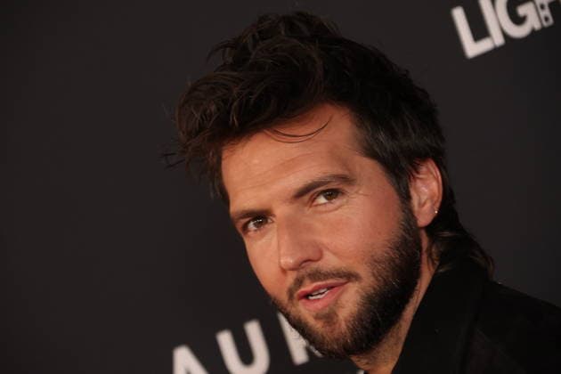 Los Angeles CA Oct 6: Guy Burnet at the film Premiere of The Beast on October6, 2026 Credit: USA - ZUMAa123 20261006_zaa_a123_145 Copyright: xAdMediax