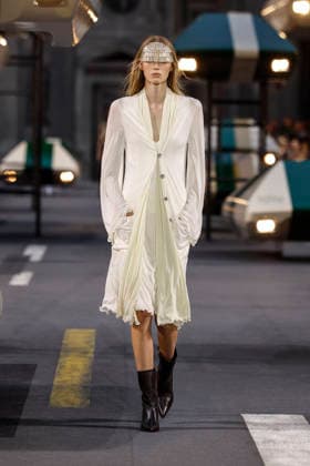 Louis Vuitton Women s Ready-to-Wear Spring Summer 2026 Collection Fashion Show during Paris Fashion Week, October 6, 2026 Louis Vuitton Women’s Ready-to-Wear Spring Summer 2026 Collection Fashion Show, during Paris Fashion Week on October 6, 2026, Paris, France  Copyright: xAgencex xBestimagexAgencex xBestimagex