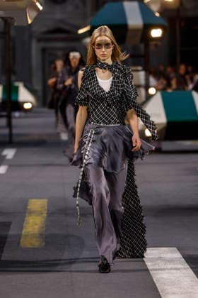 Louis Vuitton Women s Ready-to-Wear Spring Summer 2026 Collection Fashion Show during Paris Fashion Week, October 6, 2026 Louis Vuitton Women’s Ready-to-Wear Spring Summer 2026 Collection Fashion Show, during Paris Fashion Week on October 6, 2026, Paris, France  Copyright: xAgencex xBestimagexAgencex xBestimagex