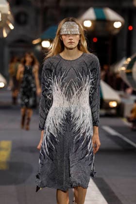 Louis Vuitton Women s Ready-to-Wear Spring Summer 2026 Collection Fashion Show during Paris Fashion Week, October 6, 2026 Louis Vuitton Women’s Ready-to-Wear Spring Summer 2026 Collection Fashion Show, during Paris Fashion Week on October 6, 2026, Paris, France  Copyright: xAgencex xBestimagexAgencex xBestimagex