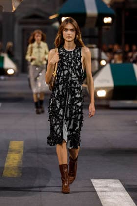 Louis Vuitton Women s Ready-to-Wear Spring Summer 2026 Collection Fashion Show during Paris Fashion Week, October 6, 2026 Louis Vuitton Women’s Ready-to-Wear Spring Summer 2026 Collection Fashion Show, during Paris Fashion Week on October 6, 2026, Paris, France  Copyright: xAgencex xBestimagexAgencex xBestimagex