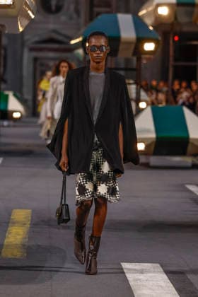 Louis Vuitton Women s Ready-to-Wear Spring Summer 2026 Collection Fashion Show during Paris Fashion Week, October 6, 2026 Louis Vuitton Women’s Ready-to-Wear Spring Summer 2026 Collection Fashion Show, during Paris Fashion Week on October 6, 2026, Paris, France  Copyright: xAgencex xBestimagexAgencex xBestimagex