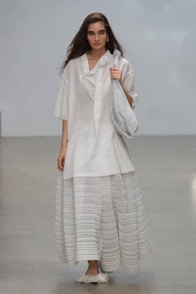 PFW - CFCL Runway A model walks the runway during the CFCL Ready to Wear Fall Winter 2026-2027 fashion show as part of Paris Fashion Week on March 10, 2026 in Paris, France. Photo by Alain-Gil Gonzalez ABACAPRESS.COM Paris France  Copyright: xGonzalezxAlain-Gil ABACAx