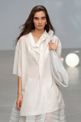PFW - CFCL Runway A model walks the runway during the CFCL Ready to Wear Fall Winter 2026-2027 fashion show as part of Paris Fashion Week on March 10, 2026 in Paris, France. Photo by Alain-Gil Gonzalez ABACAPRESS.COM Paris France  Copyright: xGonzalezxAlain-Gil ABACAx