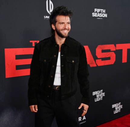 Cast member Guy Burnet attends the premiere of the motion picture thriller The Beast at the Academy museum of Motion Pictures in Los Angeles on Tuesday, October 10, 2026. Storyline: When a militia of unidentified hostiles coordinates a coup against the U.S., the president uncovers the extent of The Beast s highly classified offensive capabilities in order to save his life and America.  LAP20261006842 JIMxRUYMEN