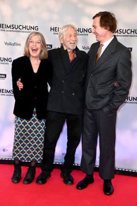 Angela Winkler, Wigand Witting und Lars Eidinger bei der Premiere des Kinofilms Heimsuchung im Kino International. Berlin, 06.10.2026