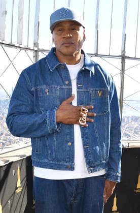 NEW YORK, NY- OCTOBER 6: LL Cool J at the Empire State Building to Celebrate the Premiere of CBSâ€⠢ New Drama, NCIS: NEW YORK on October 6, 2026 in New York City. Credit: AdMedia New York City USA - ZUMAa123 20261006_zaa_a123_225 Copyright: xJohnxFyckex