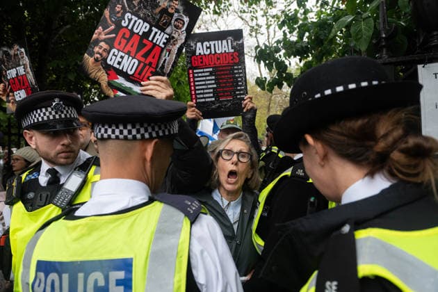 Pro-Palestinian protesters march In London LONDON, UNITED KINGDOM - OCTOBER 7: Pro-Israel counter-demonstrators stand opposite a pro-Palestinian student march in London, United Kingdom, on October 7, 2026, marking the third anniversary of the October 7, 2023 attacks. Thomas Krych Anadolu London United Kingdom. Editorial use only. Please get in touch for any other usage.  Copyright: x2026xAnadoluxThomasxKrychx