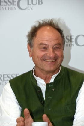 Rainer Maria Schießler Pfarrer München 07.10.2026 Presseclub München Eigenveranstaltung: Nach der Wiesn ist vor der Wiesn Das Rekord-Oktoberfest. Eine unterhaltsame Bilanz des größten Volksfestes der Welt mit Wirten, Pfarrern, Kellnerinnen, Trachtlern und Politikerinnen Foto Muenchen
