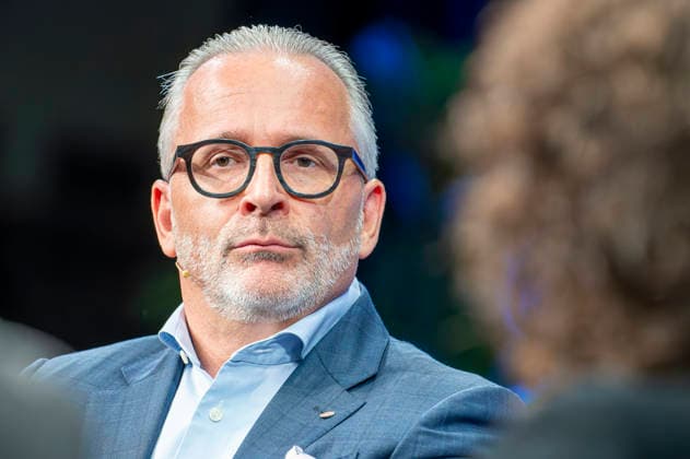 Carsten Knobel EUR, Deutschland, Berlin, 07.10.2026: Carsten Knobel CEO Henkel Europe besucht die in Berlin stattfindene Jubiläumsveranstaltung von 80 Jahre Handelsblatt und 100 Jahre WirtschaftsWoche.