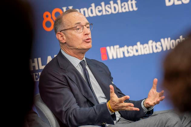 Oliver Bäte EUR, Deutschland, Berlin, 07.10.2026: Oliver Bäte CEO Allianz SE,besucht die in Berlin stattfindene Jubiläumsveranstaltung von 80 Jahre Handelsblatt und 100 Jahre WirtschaftsWoche.