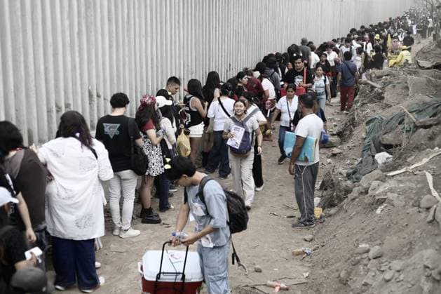 BTS Arirang tour kicks off in Peru LIMA, PERU - OCTOBER 7: Thousands of BTS fans known as ARMY gather around San Marcos Stadium ahead of the first of three concerts the South Korean band is set to perform in Lima, Peru on October 7, 2026. Fans from across Peru and abroad arrived early to attend the highly anticipated show from BTS s Arirang world tour. Klebher Vasquez Anadolu Lima Peru. Editorial use only. Please get in touch for any other usage.  Copyright: x2026xAnadoluxKlebherxVasquezx