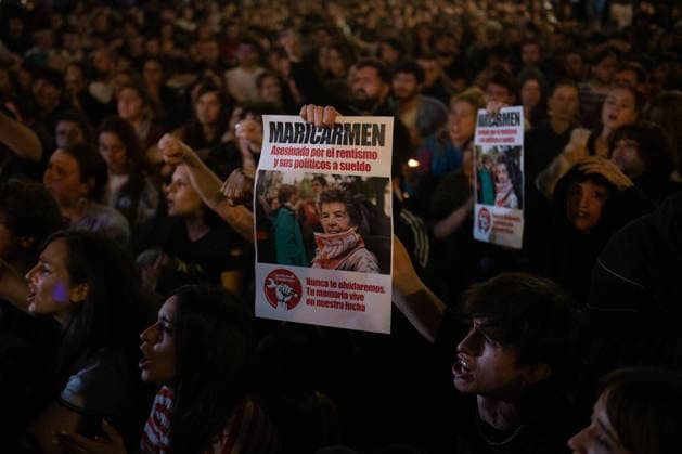 Maricarmen Abascal, who became a symbol of the fight for housing after her eviction, has died. Dozens of people protested in support of Maricarmen in front of the Congress of Deputies on October 7, 2026, in Madrid, Spain. Maricarmen Abascal, who became a symbol of the housing rights movement that led to the Puerta del Sol encampment after being evicted from the home in Retiro where she had lived for 70 years, died on Wednesday, as confirmed by the Tenants’ Union. The woman had been hospitalized at Gregorio Maranón Hospital since September 23. On that day, she was carried out on a stretcher from her home on Alcalde Sainz de Baranda Street after the eviction order was enforced, despite protests from dozens of activists, and transferred to th  Copyright: xFernandoxSanchezx 7827427