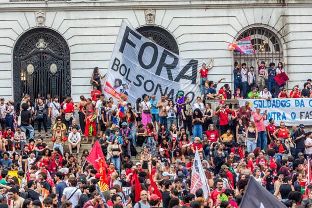 October 7, 2026: Rio de Janeiro, Brazil. October 7, 2026. March for Democracy: Students gather to protest the rise of the far right and march through the city center (CineloÂ¢ndia) in support of President Lula s candidacy. Photo: .  - ZUMAl255 20261007_zip_l255_004 Copyright: xEllanxLustosax